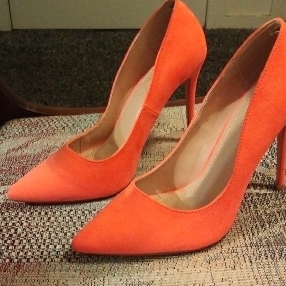 Faux suede hot pink stiletto pumps